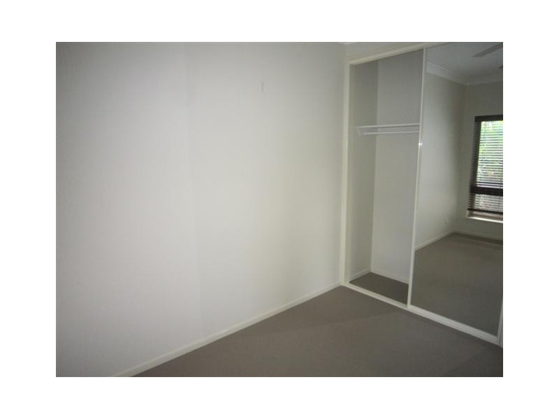 18 Cliffdale Street, Bentley Park QLD 4869