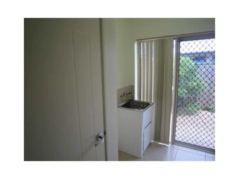 18 Cliffdale Street, Bentley Park QLD 4869