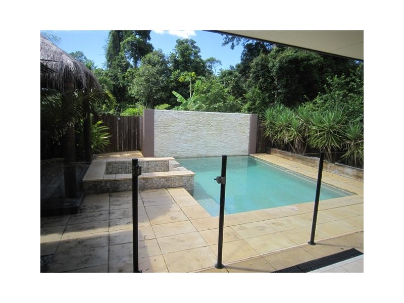 18 Cliffdale Street, Bentley Park QLD 4869