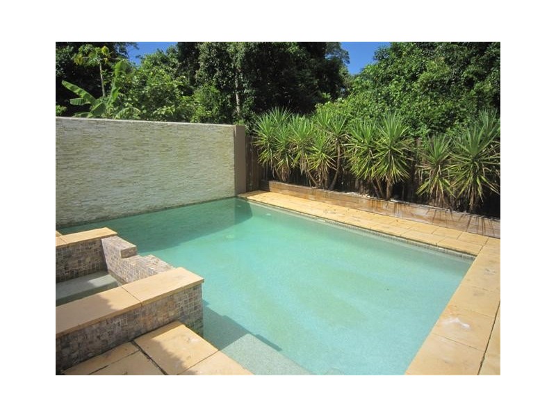 18 Cliffdale Street, Bentley Park QLD 4869