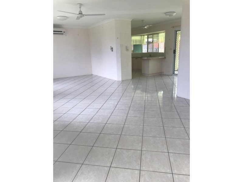 Bentley Park QLD 4869