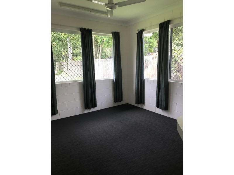 Bentley Park QLD 4869