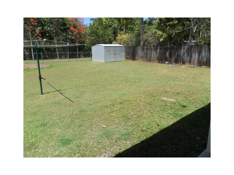 Bentley Park QLD 4869