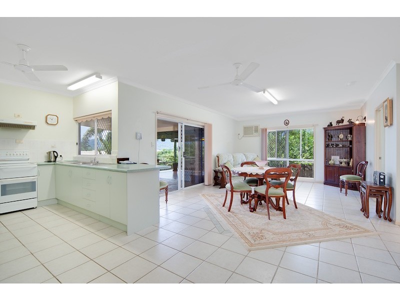 Bentley Park QLD 4869