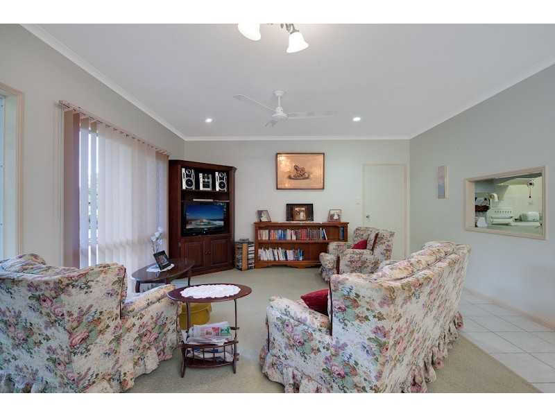 Bentley Park QLD 4869