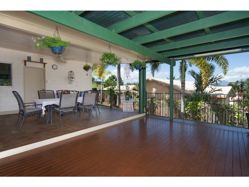 Bentley Park QLD 4869