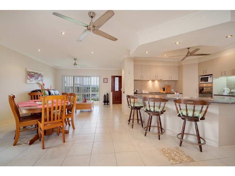 9 Laidley Close, Bentley Park QLD 4869