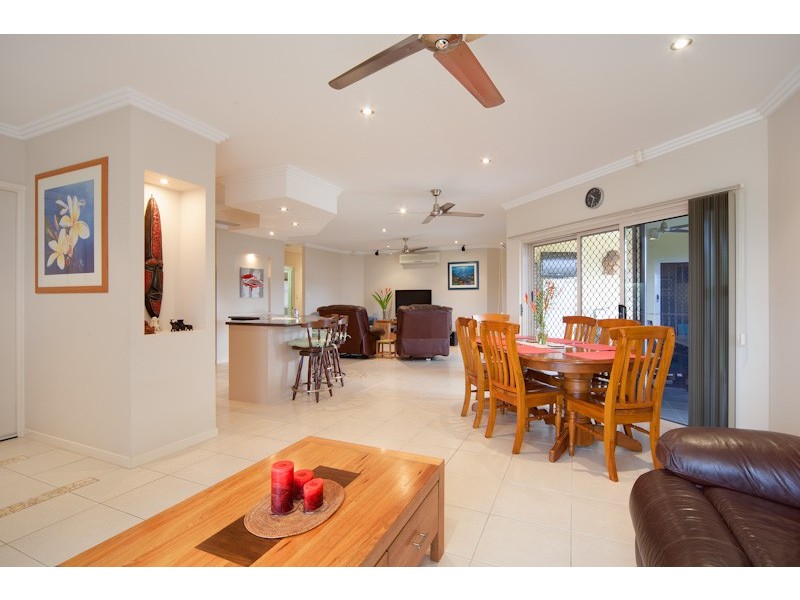 9 Laidley Close, Bentley Park QLD 4869