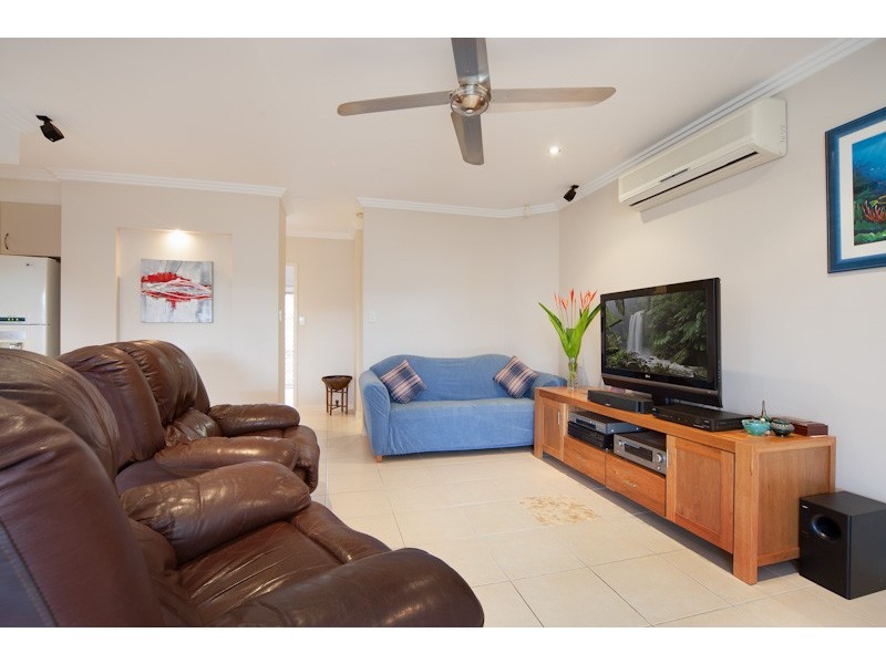 9 Laidley Close, Bentley Park QLD 4869