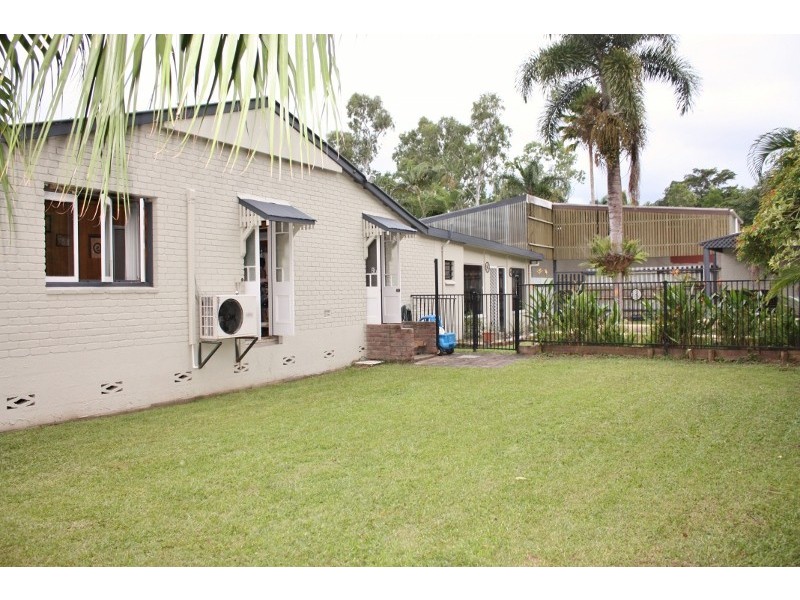 4 Coombs Street, White Rock QLD 4868