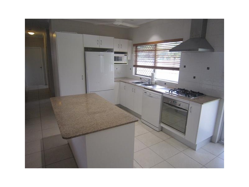 22 Resolution Drive, Bentley Park QLD 4869