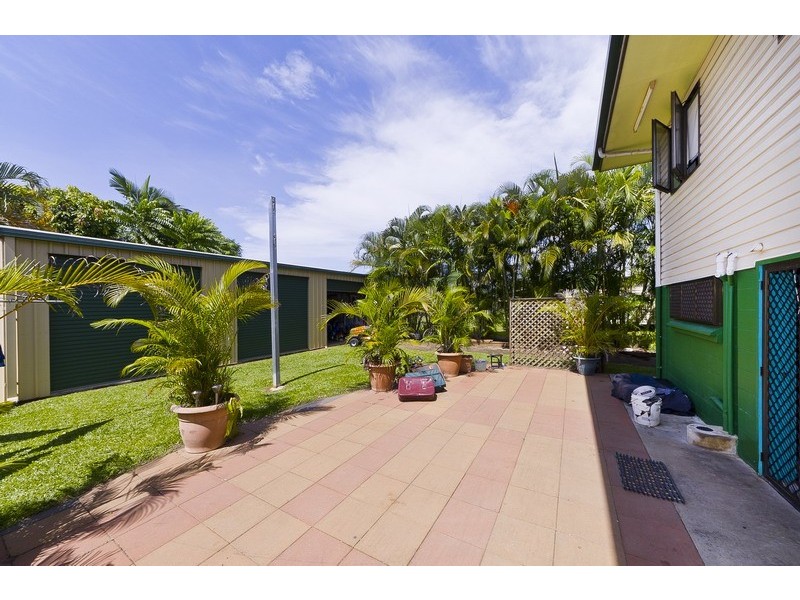 9 Simmonds Street, Gordonvale QLD 4865