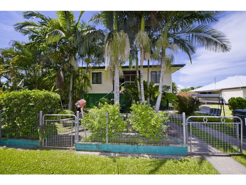 9 Simmonds Street, Gordonvale QLD 4865