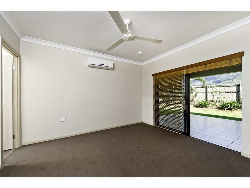 Bentley Park QLD 4869