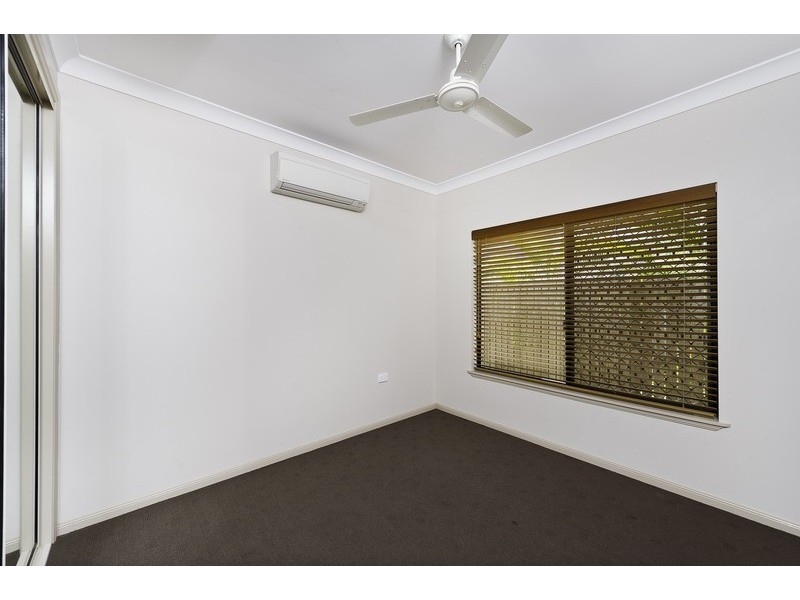 Bentley Park QLD 4869