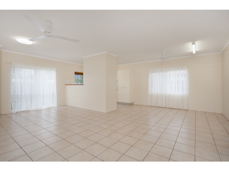 Bentley Park QLD 4869