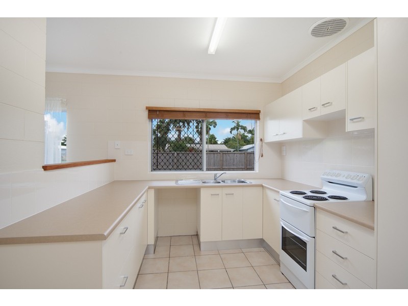 Bentley Park QLD 4869