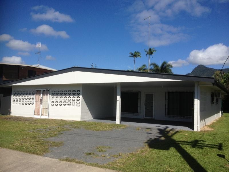 9 Mann Street, Edmonton QLD 4869