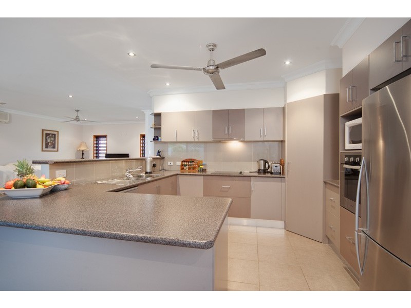 Bentley Park QLD 4869