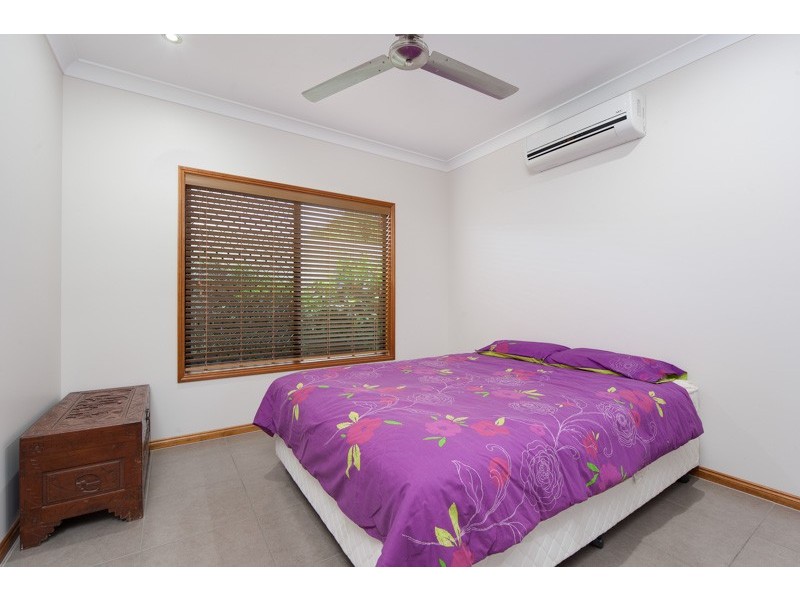 Bentley Park QLD 4869