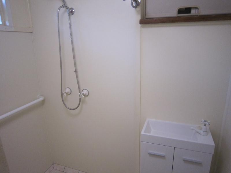 52 Hayward Street, Mooroobool QLD 4870