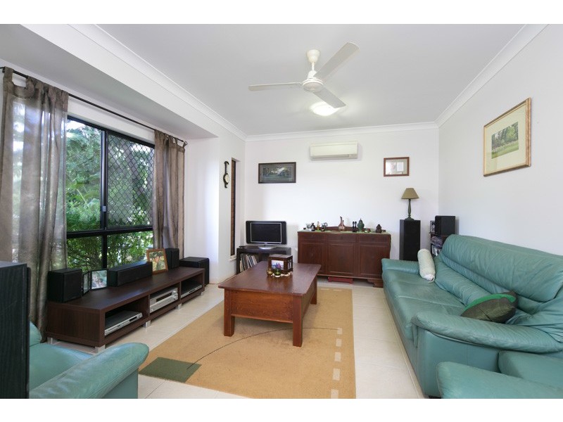 Bentley Park QLD 4869