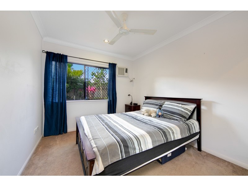 Bentley Park QLD 4869