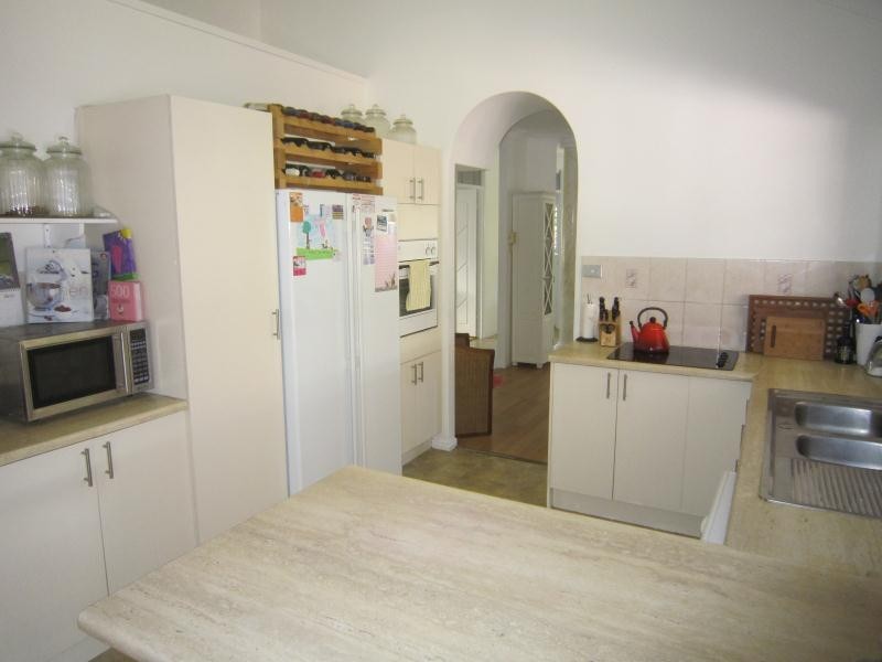 8 Keats Close, Mount Sheridan QLD 4868