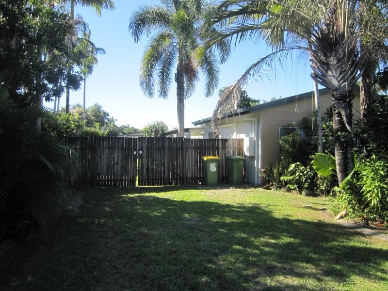 20 Bounty Close, Bentley Park QLD 4869