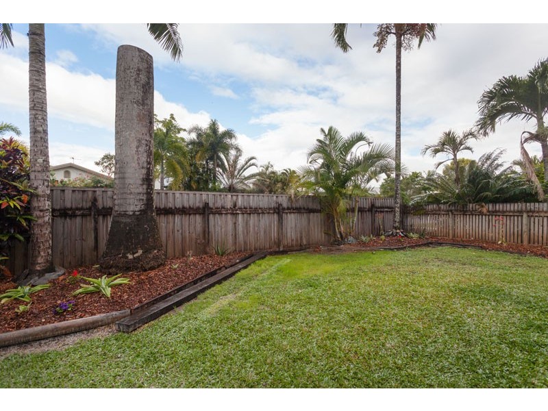 17 Harlequin Street, White Rock QLD 4868