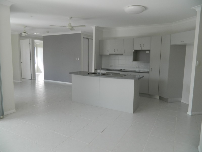 Bentley Park QLD 4869