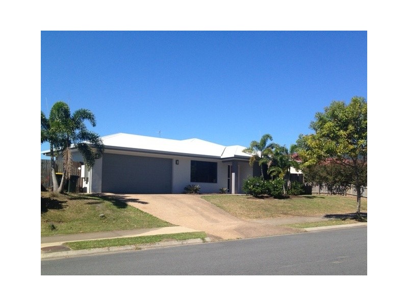 Bentley Park QLD 4869