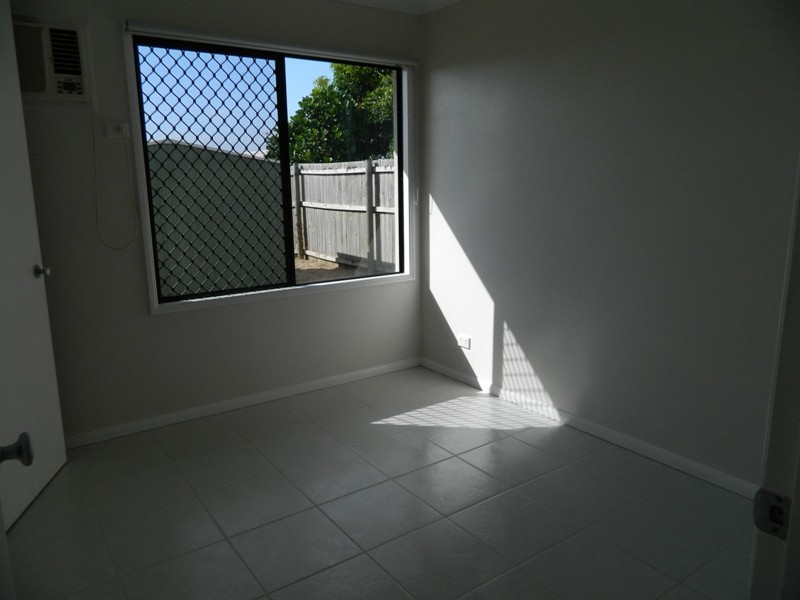 Bentley Park QLD 4869