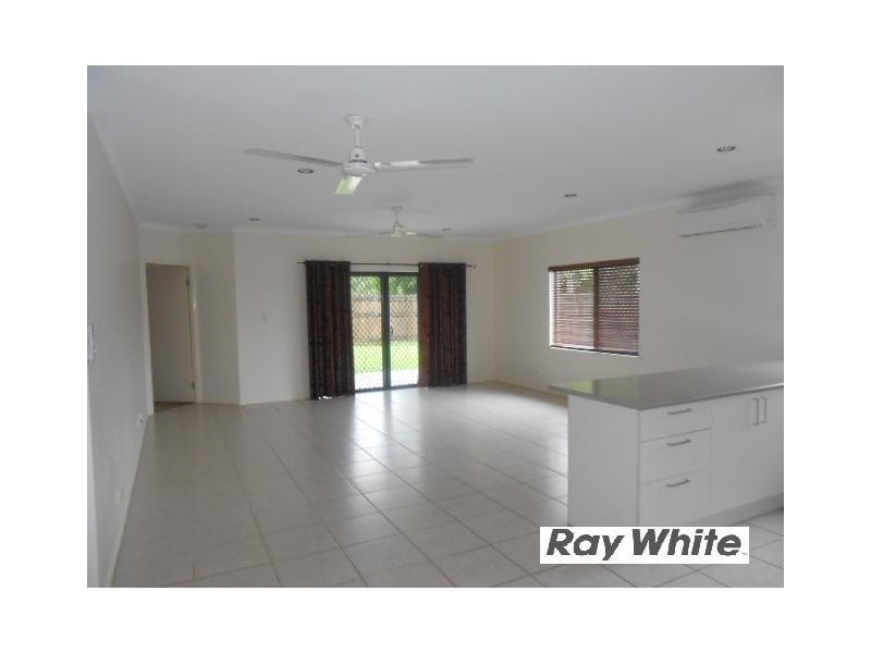 Bentley Park QLD 4869