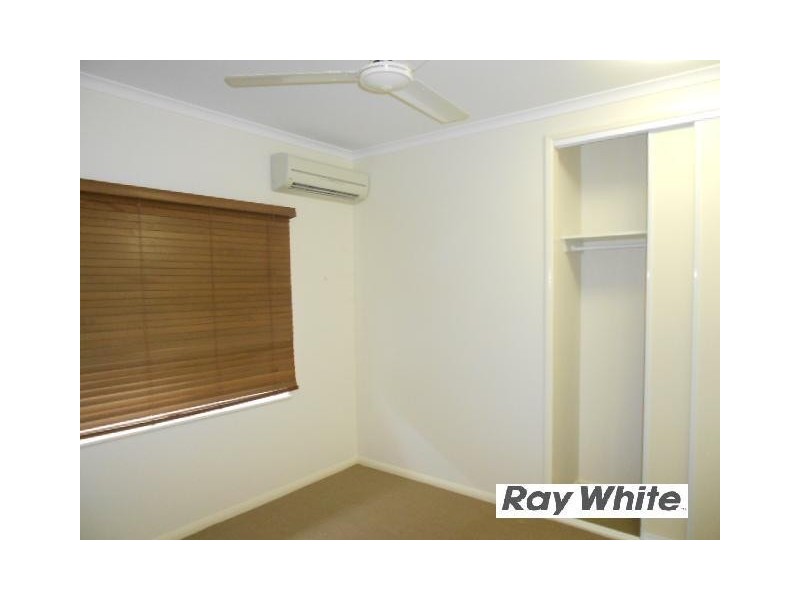 Bentley Park QLD 4869
