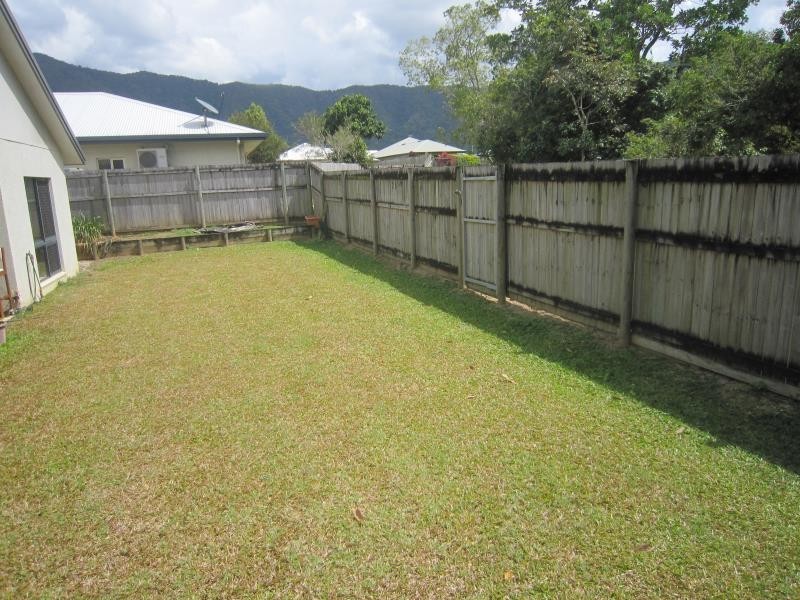 Bentley Park QLD 4869