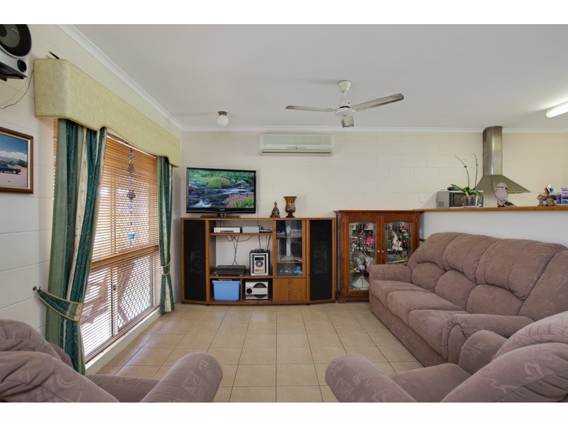 4 Fife Close, Mount Sheridan QLD 4868