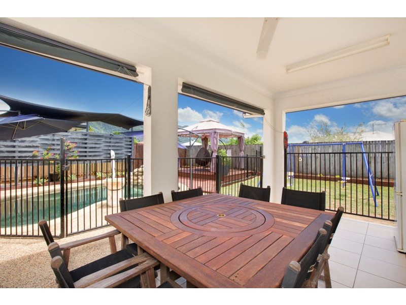 6 Laidley Close, Bentley Park QLD 4869