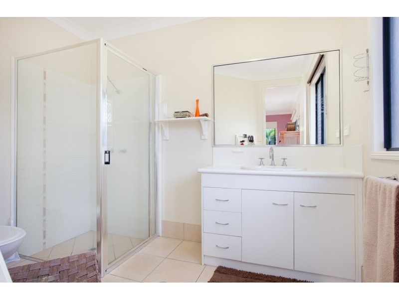 6 Laidley Close, Bentley Park QLD 4869