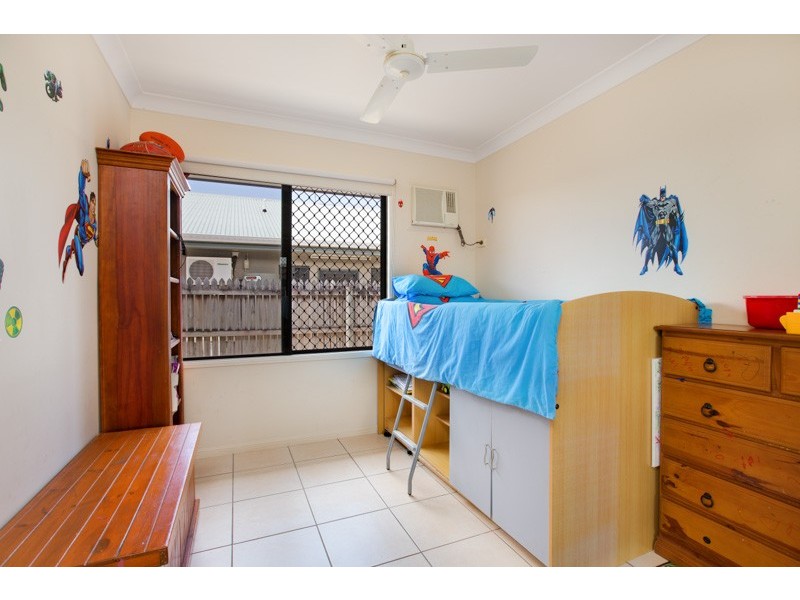 6 Laidley Close, Bentley Park QLD 4869