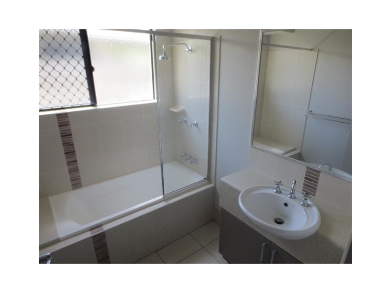 41 Timberlea Drive East, Bentley Park QLD 4869