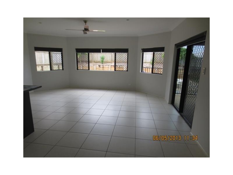 Bentley Park QLD 4869