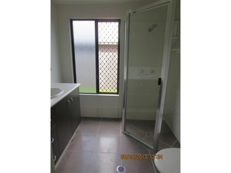 Bentley Park QLD 4869