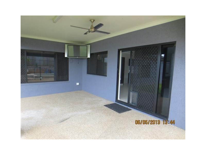 Bentley Park QLD 4869