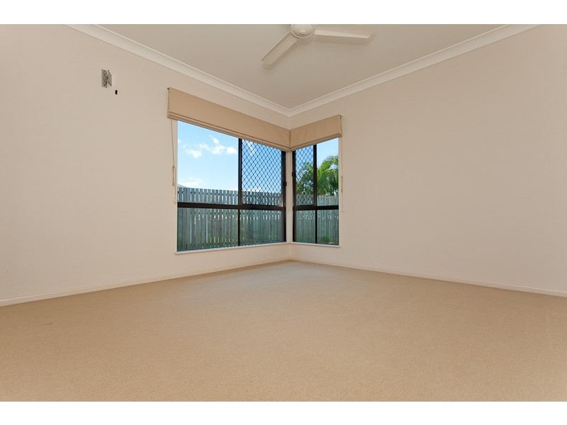 4 Turon Close, Bentley Park QLD 4869