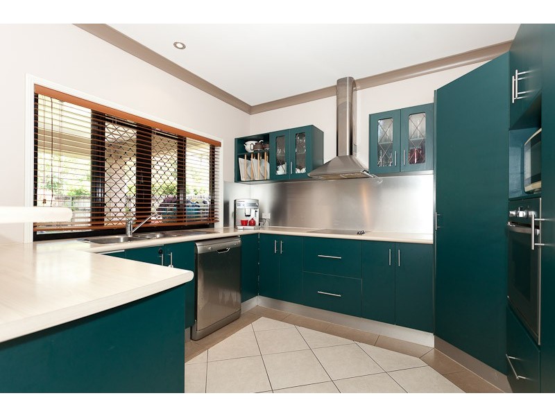 12 Pollock Close, Bentley Park QLD 4869