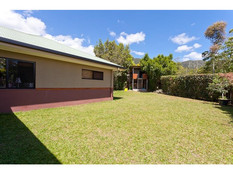 12 Pollock Close, Bentley Park QLD 4869