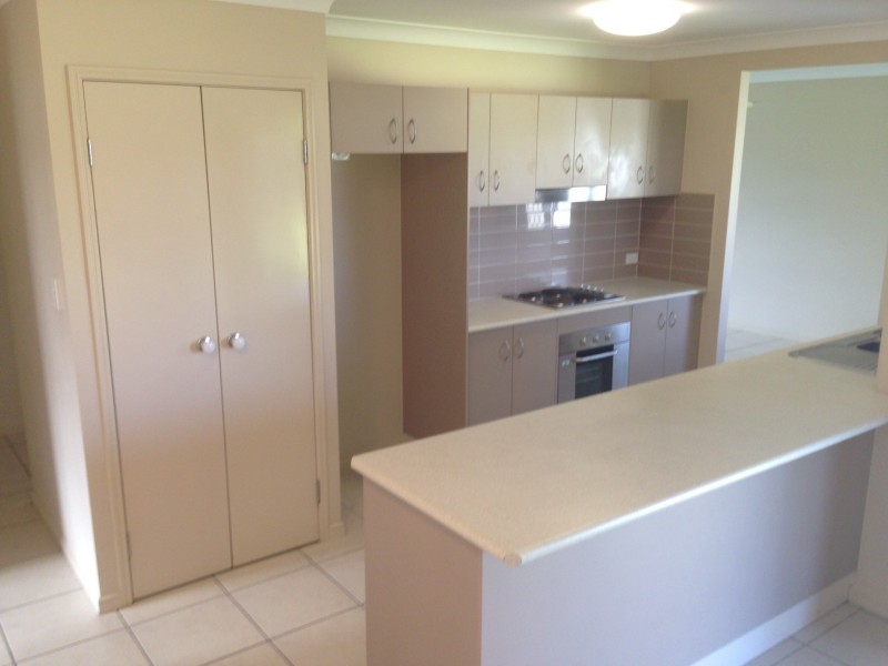 5 Colombia Street, White Rock QLD 4868