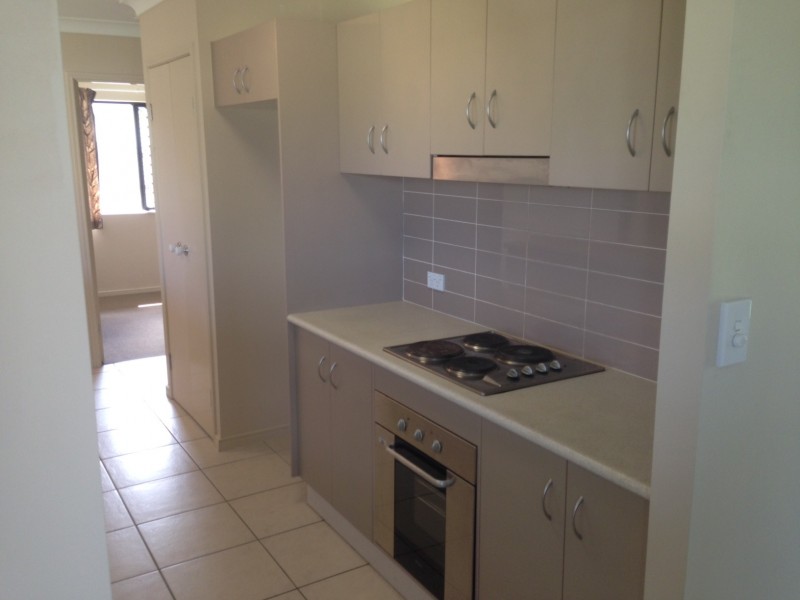 5 Colombia Street, White Rock QLD 4868