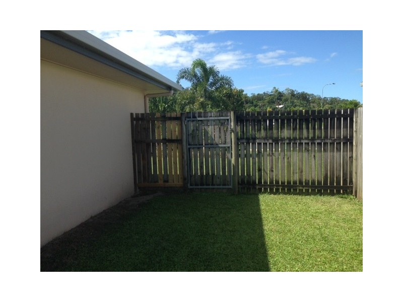 5 Colombia Street, White Rock QLD 4868